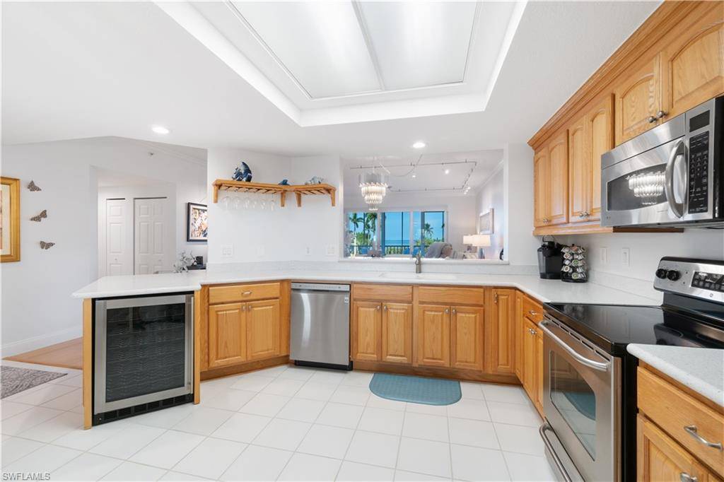 Bonita Springs, FL 34134,260 Barefoot Beach BLVD #203