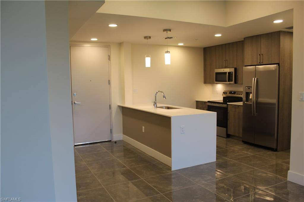 Bonita Springs, FL 34110,26610 ROSEWOOD POINTE DR #C-204