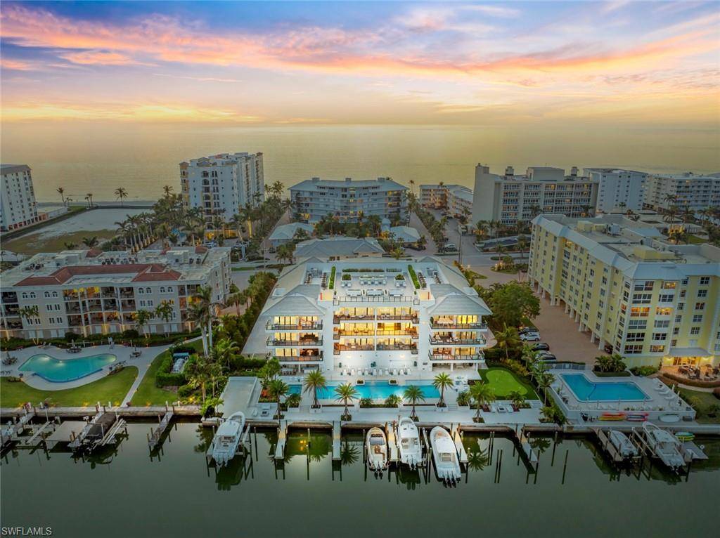 Naples, FL 34102,1820 Gulf Shore BLVD N #302-303