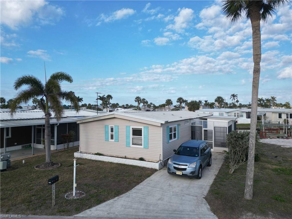 Fort Myers Beach, FL 33931,17640 Bryan CT