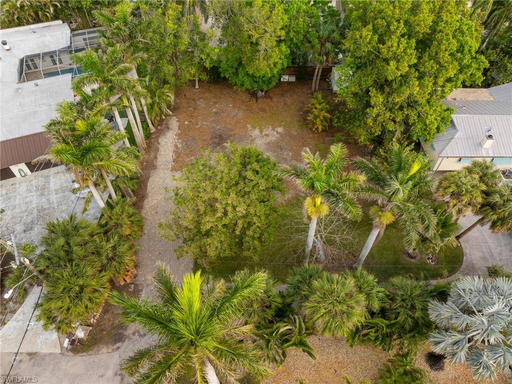 Naples, FL 34112,1205 Sandpiper ST