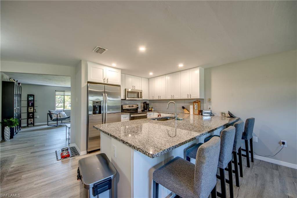 Fort Myers, FL 33919,952 Ione DR