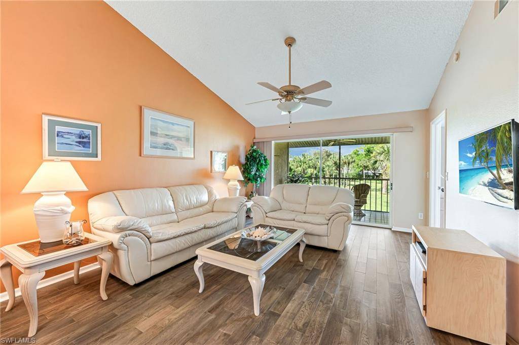 Naples, FL 34104,725 Landover CT #204