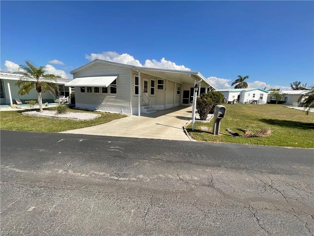 Fort Myers, FL 33908,102 Elise DR