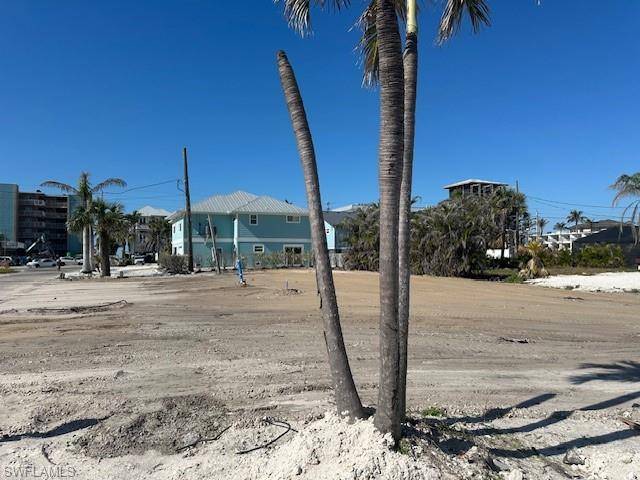 Fort Myers Beach, FL 33931,311 Bayland RD