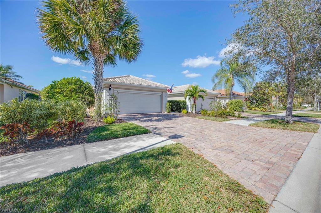 Naples, FL 34114,8429 Karina CT