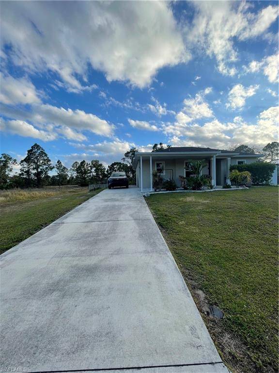 Lehigh Acres, FL 33974,854 Campbell ST E