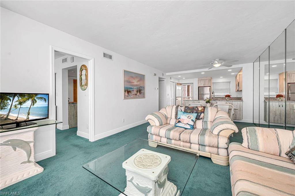 Marco Island, FL 34145,901 Collier CT #905