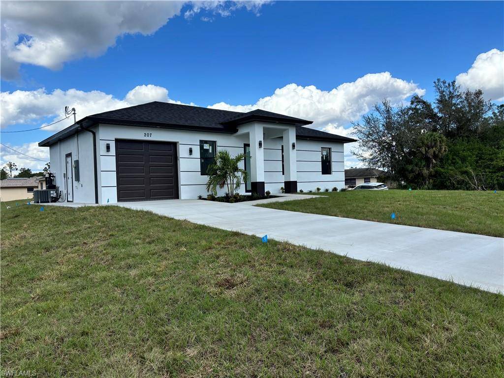 Lehigh Acres, FL 33972,207 E 6th ST