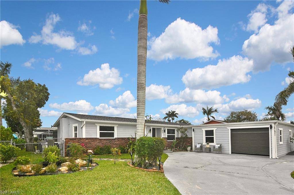 North Fort Myers, FL 33903,461 Stipe ST