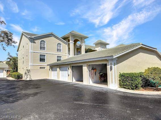 Naples, FL 34110,15435 Cedarwood LN #5-301