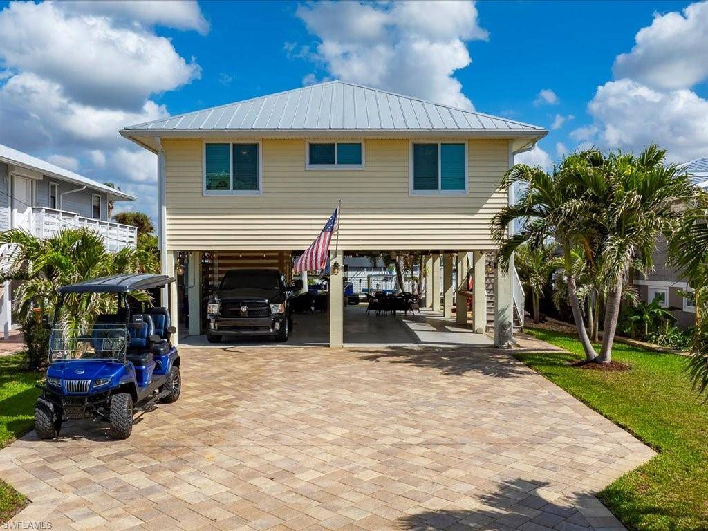 Bonita Springs, FL 34134,24550 Redfish ST