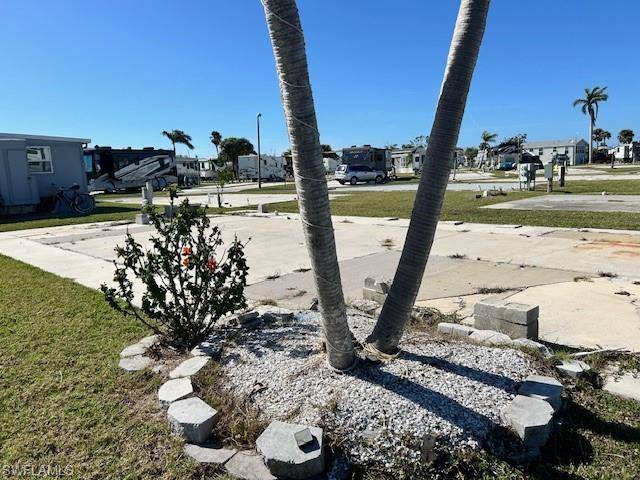 Fort Myers, FL 33908,19681 Summerlin Rd G-115
