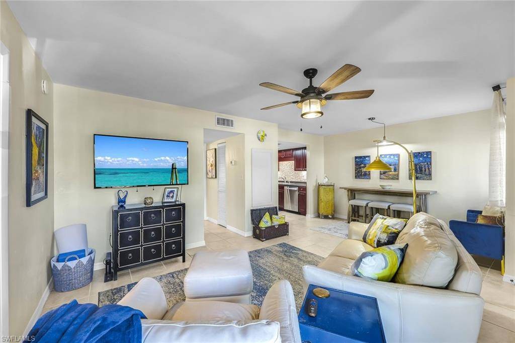 Estero, FL 33928,3180 Seasons WAY #902