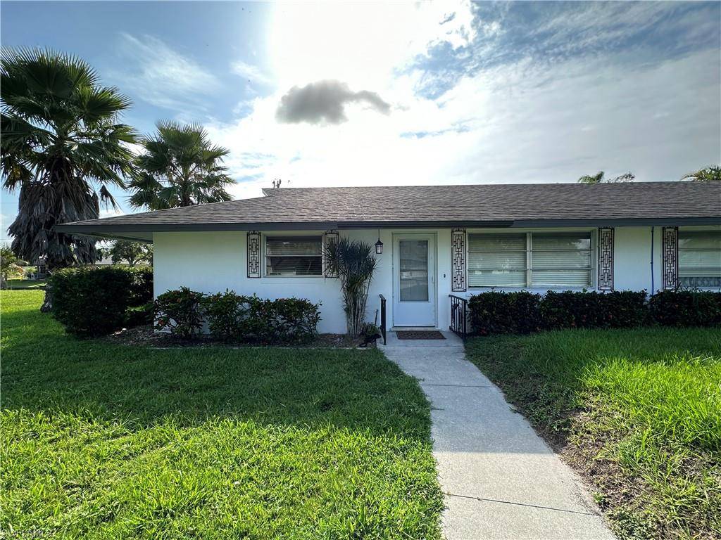 Fort Myers, FL 33905,2250-2252 Violet DR #2250