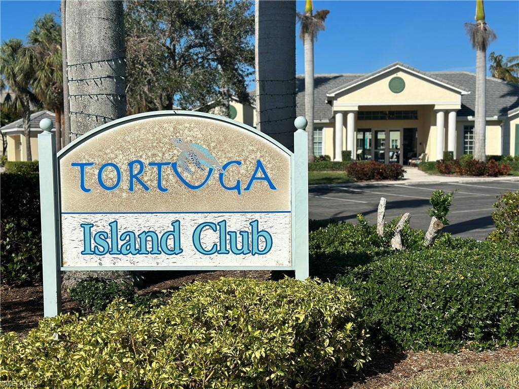 Fort Myers, FL 33919,9905 Periwinkle Preserve LN