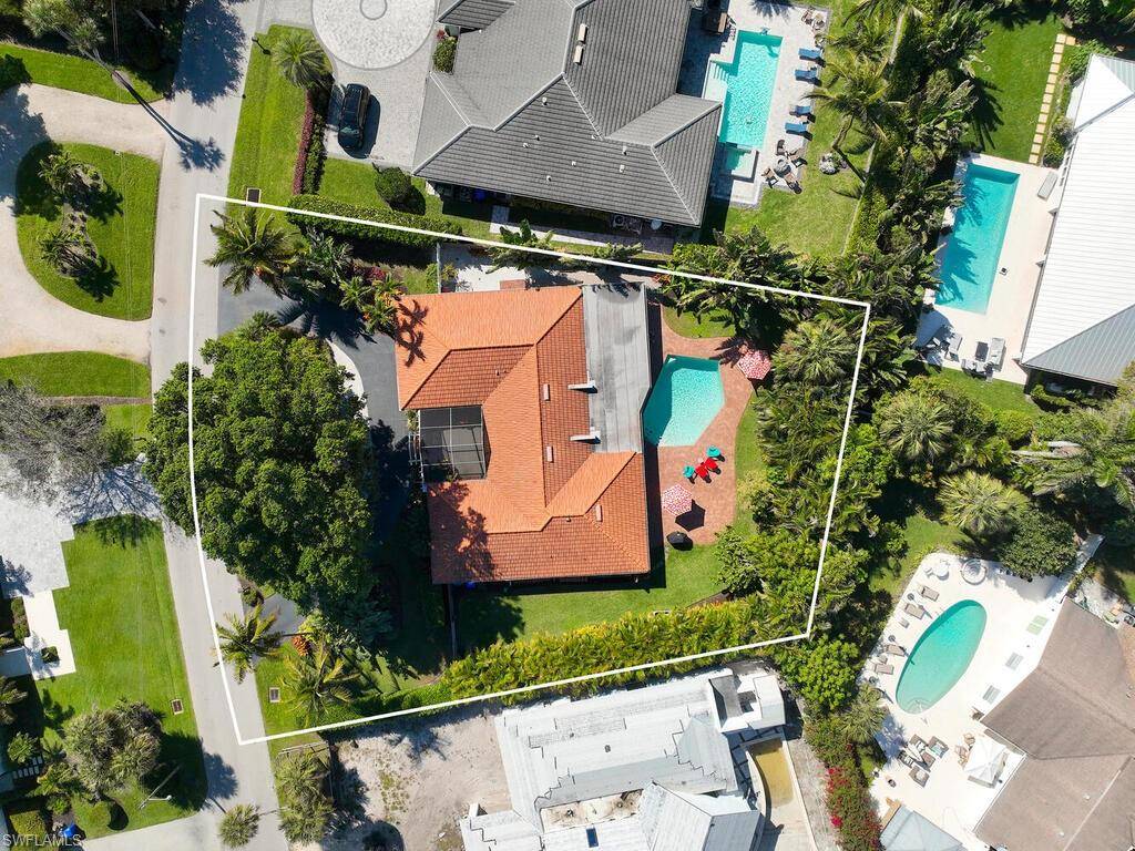 Naples, FL 34102,1541 Mandarin RD