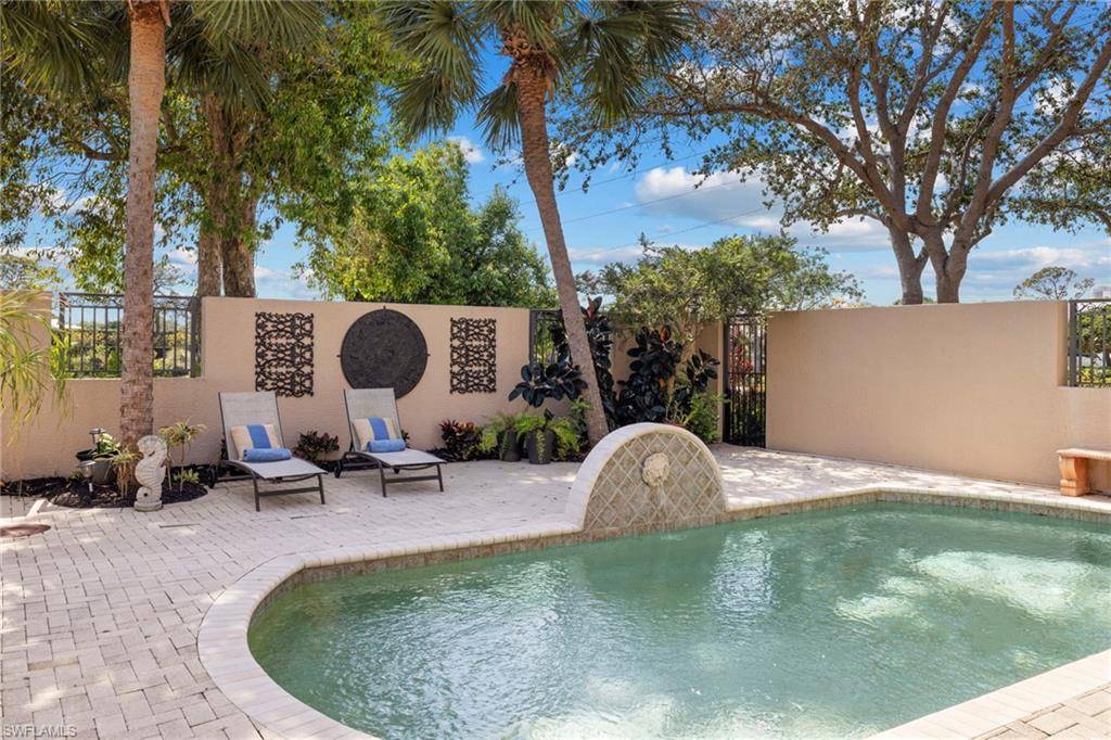 Naples, FL 34103,4840 W Boulevard CT