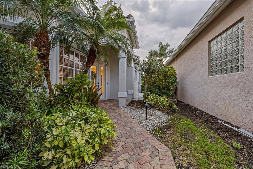 Naples, FL 34110,14789 Glen Eden DR