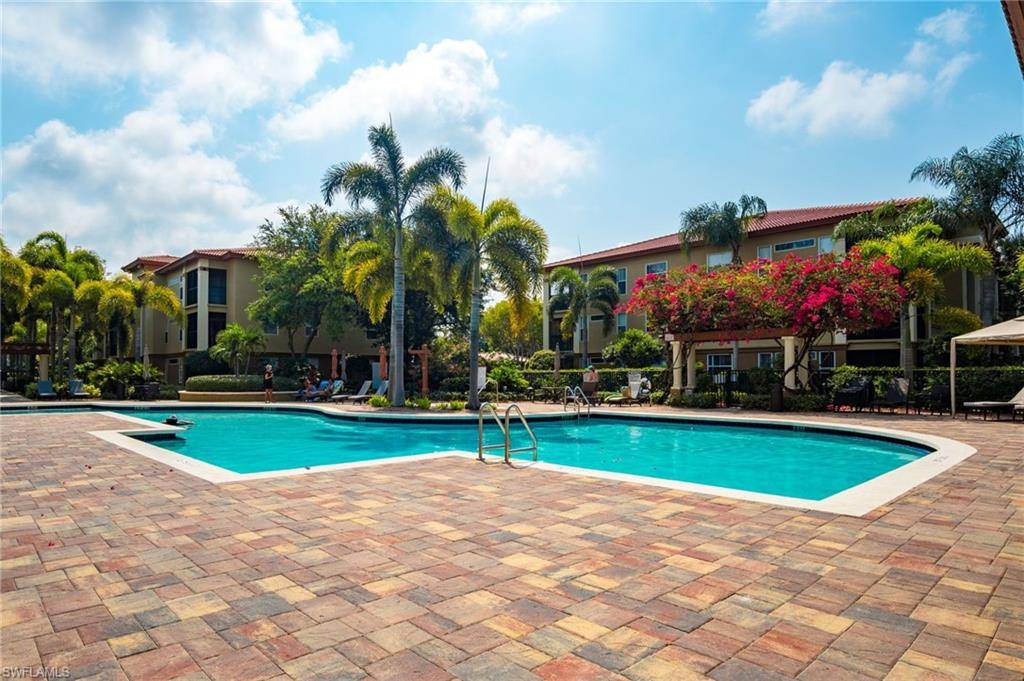Bonita Springs, FL 34135,8870 Colonnades CT W #313