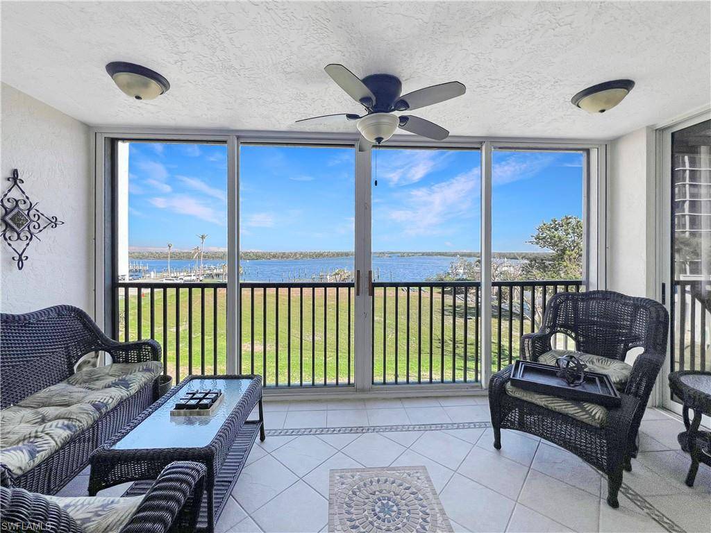 Fort Myers Beach, FL 33931,4745 Estero BLVD #201