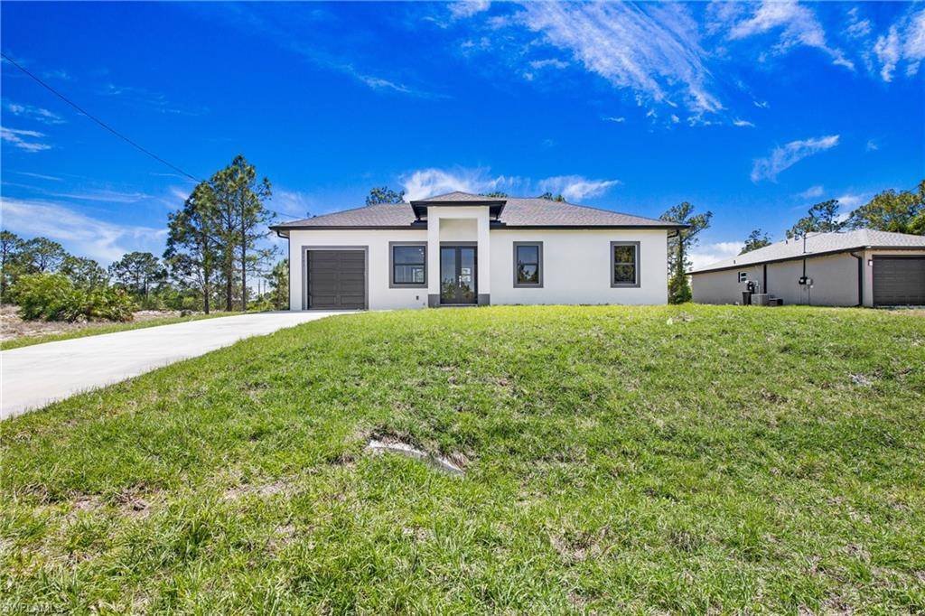 Lehigh Acres, FL 33976,3703 41st ST SW