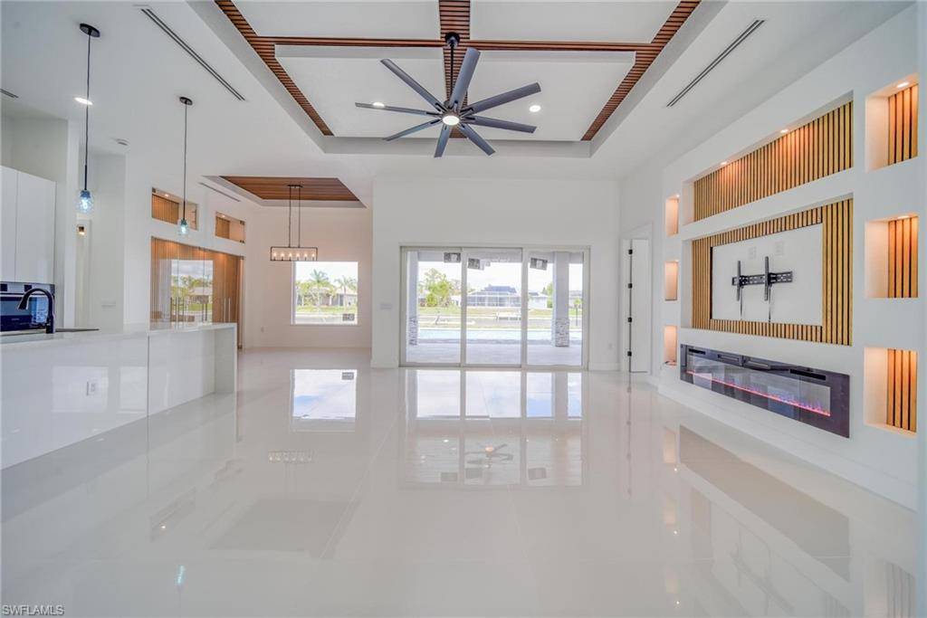 Cape Coral, FL 33990,149 SE 21st ST