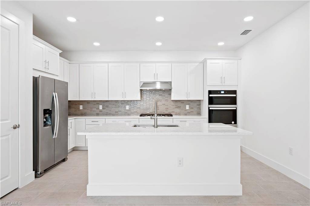Naples, FL 34114,8885 Oceana WAY