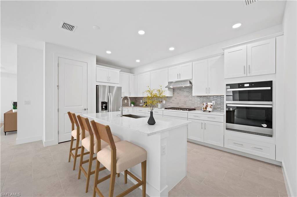 Naples, FL 34114,8885 Oceana WAY