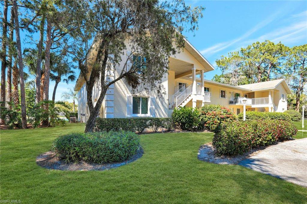 Naples, FL 34104,250 Timber Lake CIR #E204