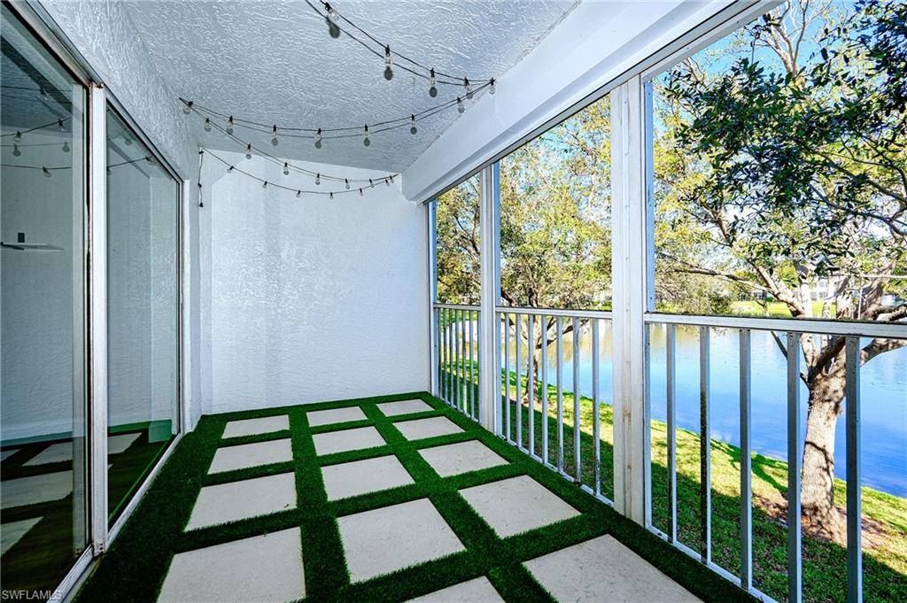 Naples, FL 34109,9580 Victoria LN #203