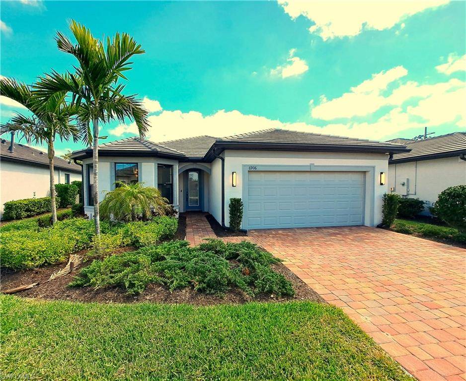 Naples, FL 34114,6906 Winding Cypress DR