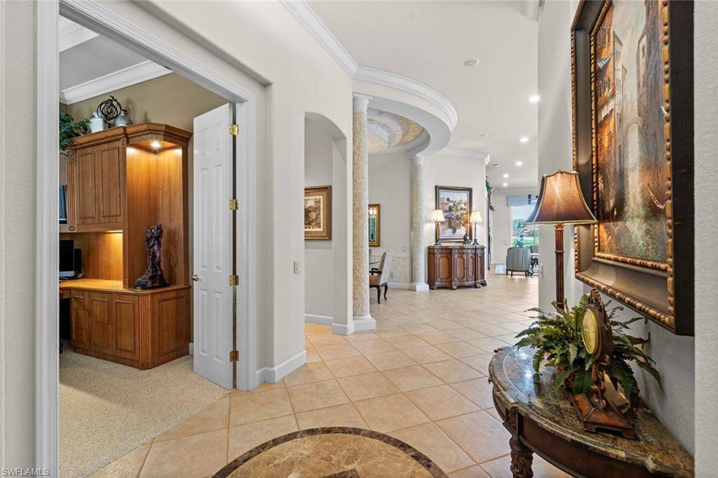 Naples, FL 34108,1438 Via Portofino