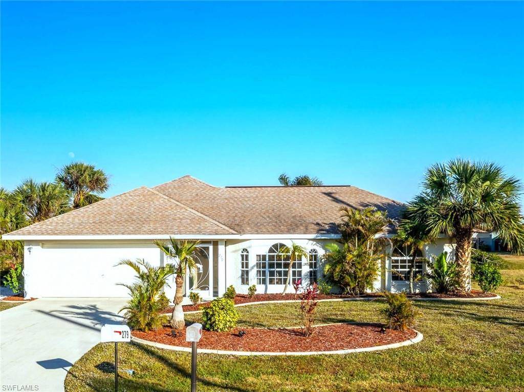 Rotonda West, FL 33947,279 Mariner LN