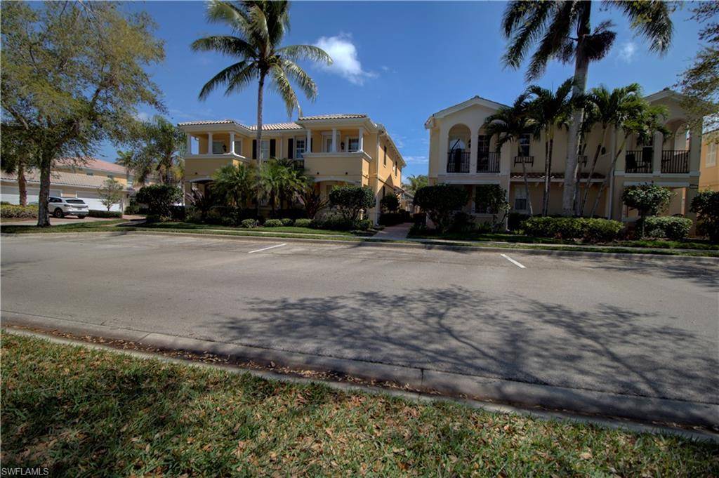 Naples, FL 34114,8104 Josefa WAY