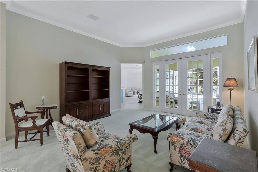 Naples, FL 34110,815 ASHBURTON DR