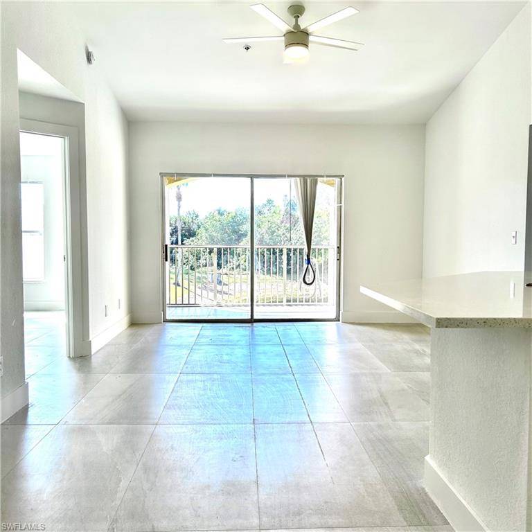 Naples, FL 34104,8275 Ibis Club DR #705