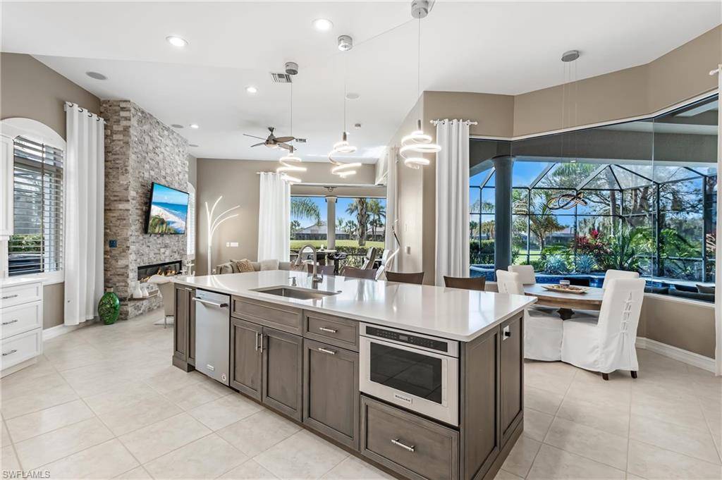 Naples, FL 34113,8910 Shenendoah CIR