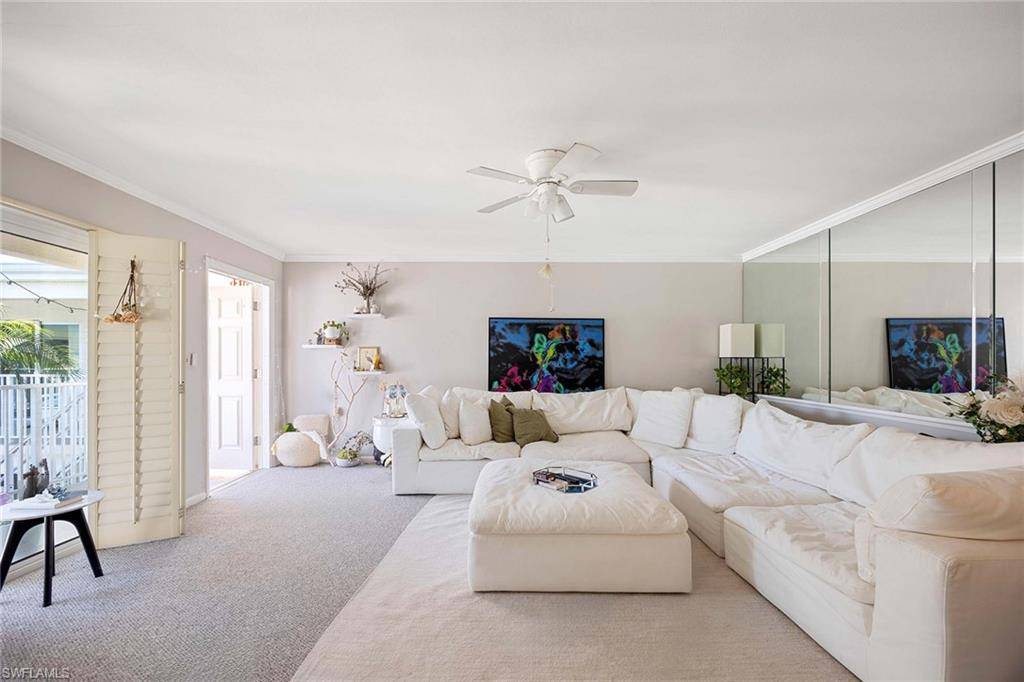 Naples, FL 34102,1950 Gulf Shore BLVD N #204