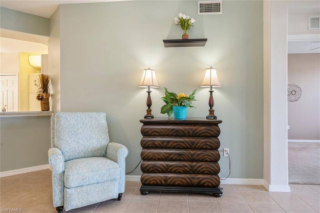 Fort Myers, FL 33913,10116 Colonial Country Club BLVD #306