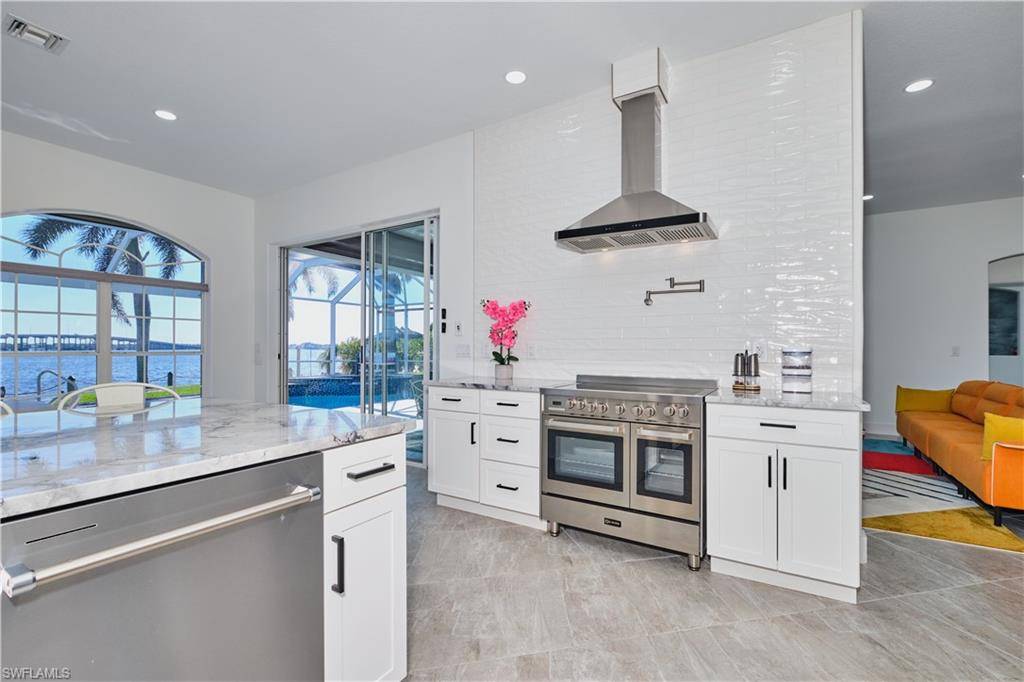 Cape Coral, FL 33904,1685 Edith Esplanade