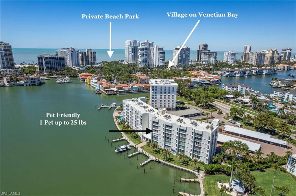 Naples, FL 34103,300 Park Shore DR #4C