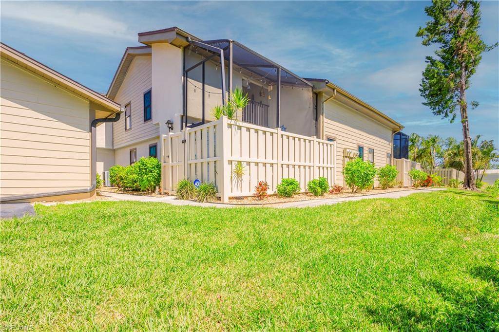 Fort Myers, FL 33919,13286 Broadhurst LOOP