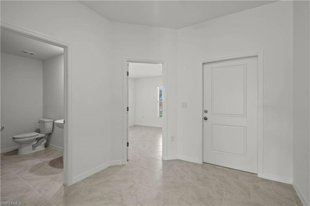 North Fort Myers, FL 33917,4140 San Felice LN
