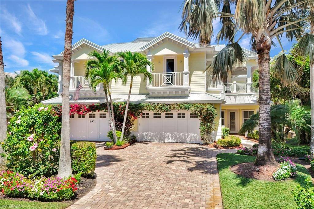 Naples, FL 34103,699 Fairway TER