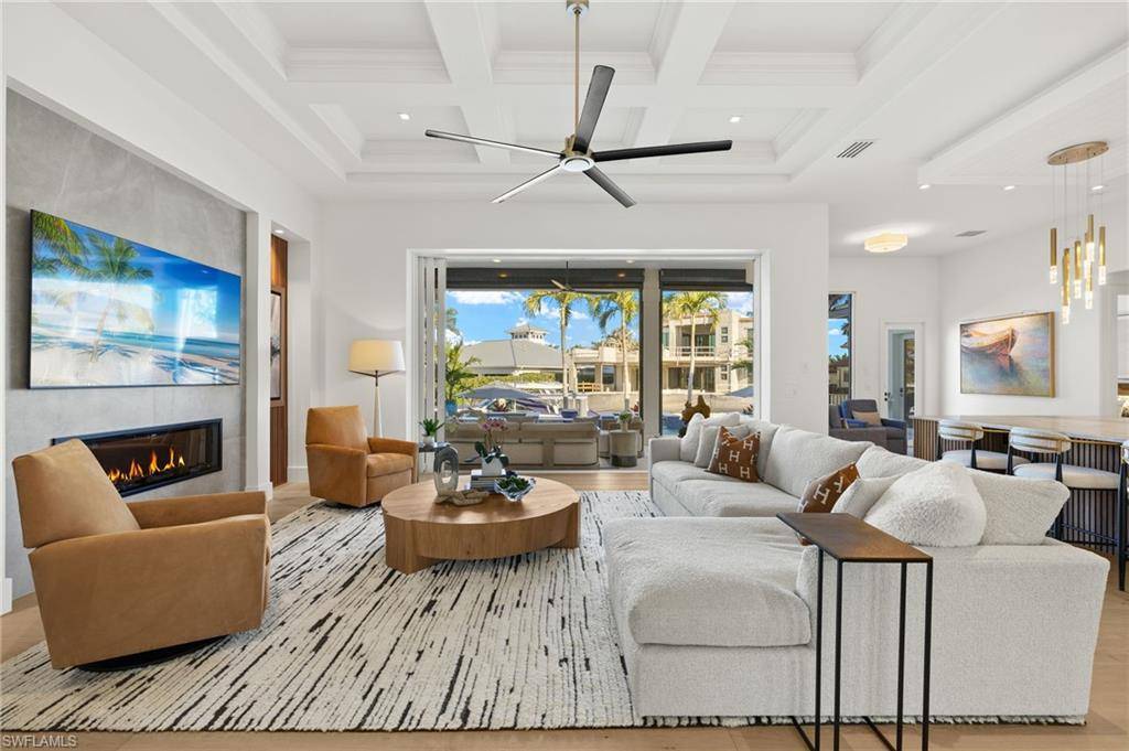 Naples, FL 34102,1955 TARPON RD
