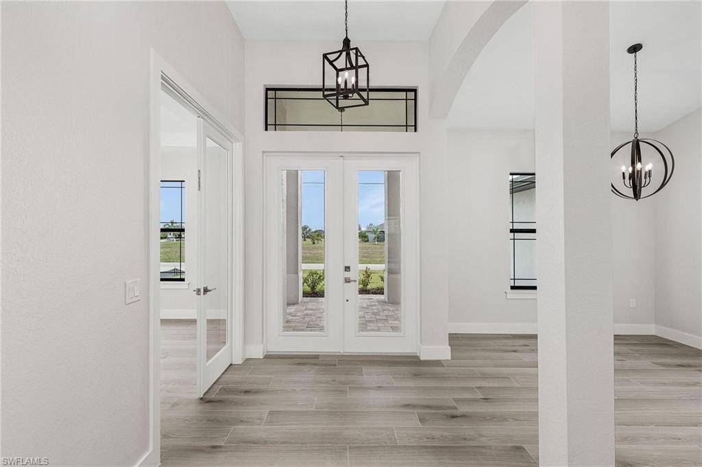 Cape Coral, FL 33991,106 SW 33rd PL