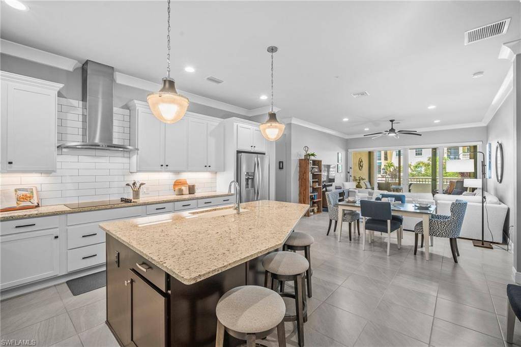 Estero, FL 33928,21490 Strada Nuova CIR #D214