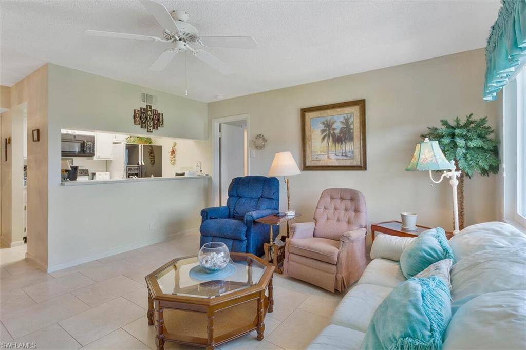 Naples, FL 34116,4321 27th CT SW #203