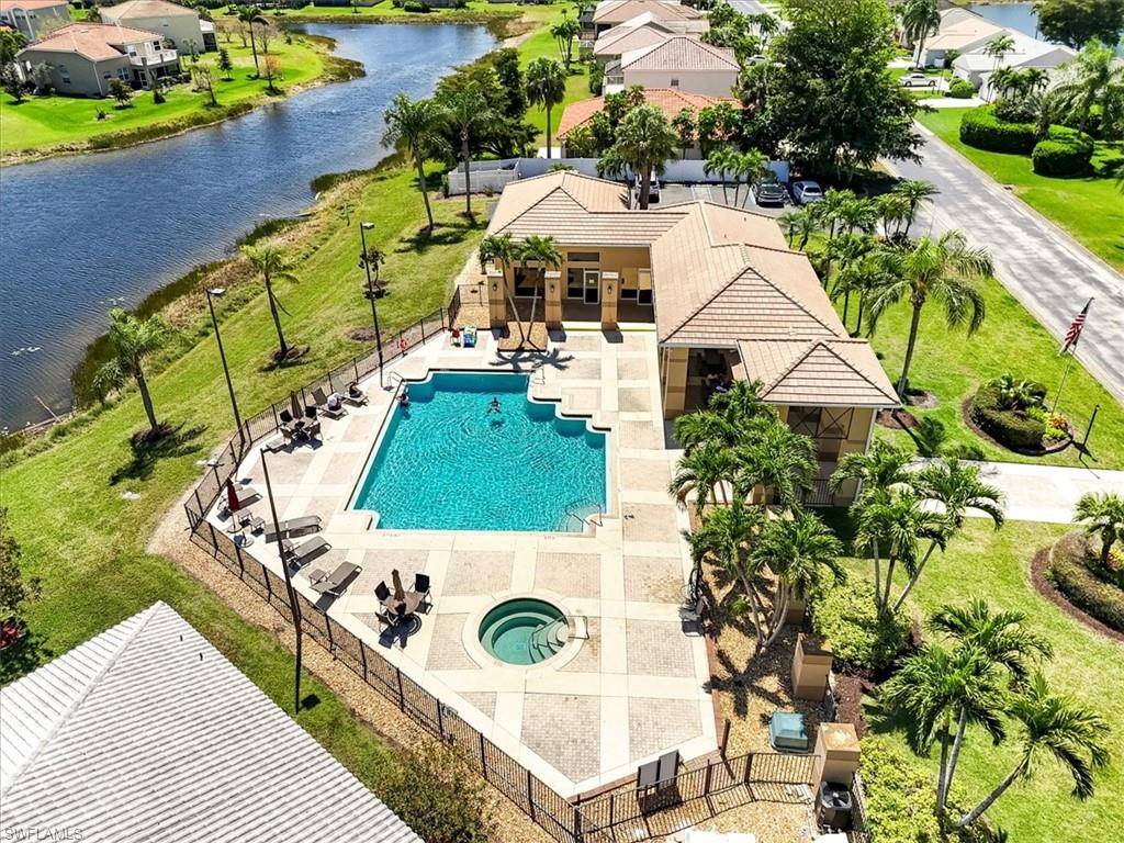 Fort Myers, FL 33912,13870 Silver Lake CT